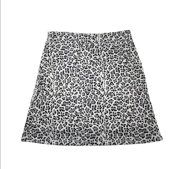 TOP it Off Skirt Grey Leopard Wide Band Wrinkle Resistant Medium New with Tags - Picture 1 of 7